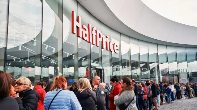 HalfPrice opens a new store in Madrid