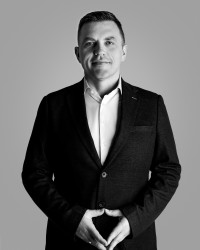 Łukasz Stelmach - Dyrektor zarządzający ds. finansów.jpg