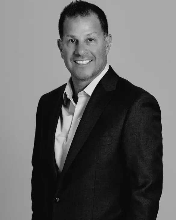 wladze-spolki_galeria_jamie-salter-jpg-8